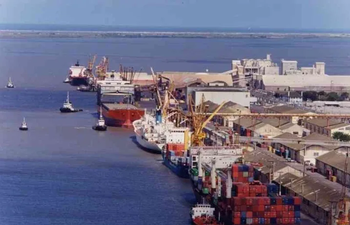 AGM — Port Operations and Warehousing, cliente ECORP